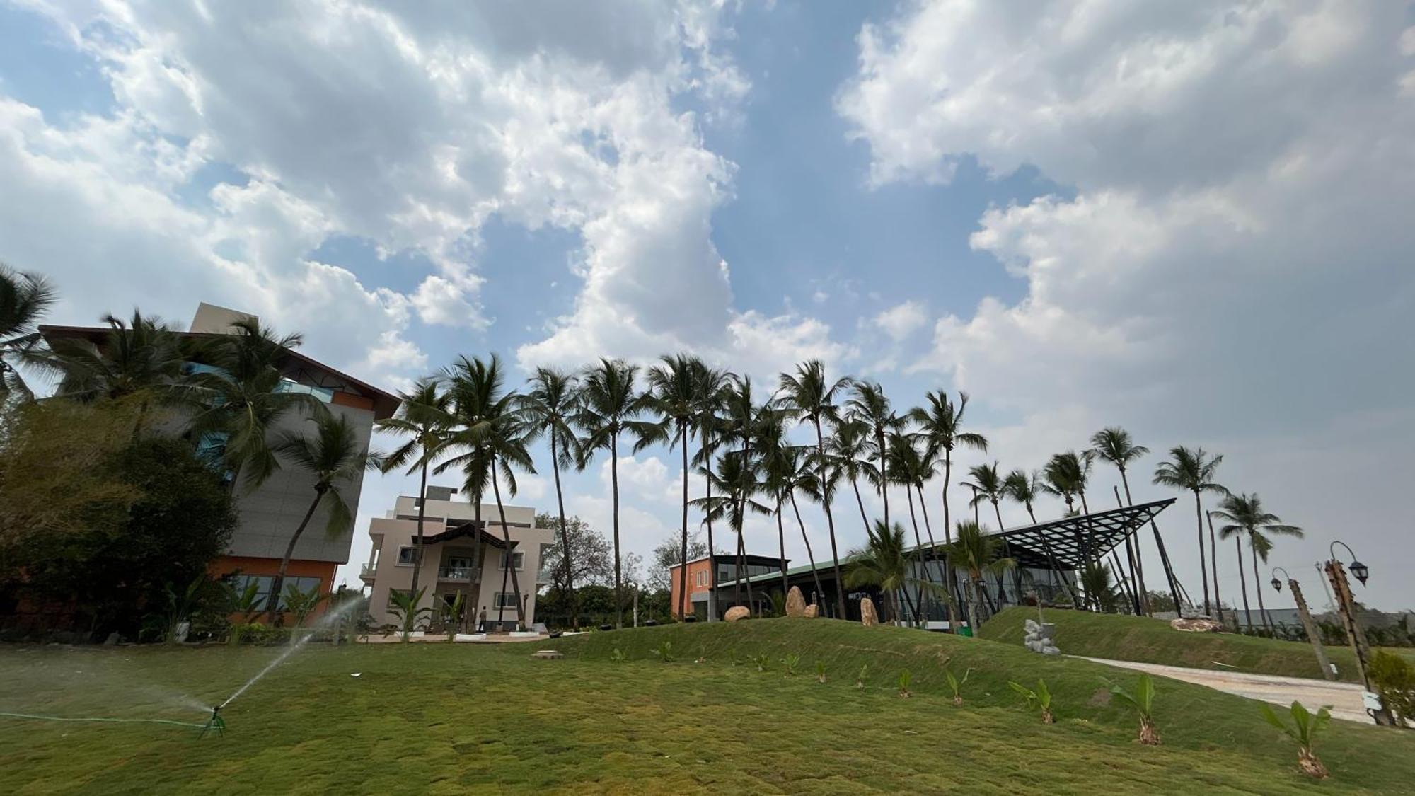 Serene Resort Hyderabad Shamshabad Eksteriør billede