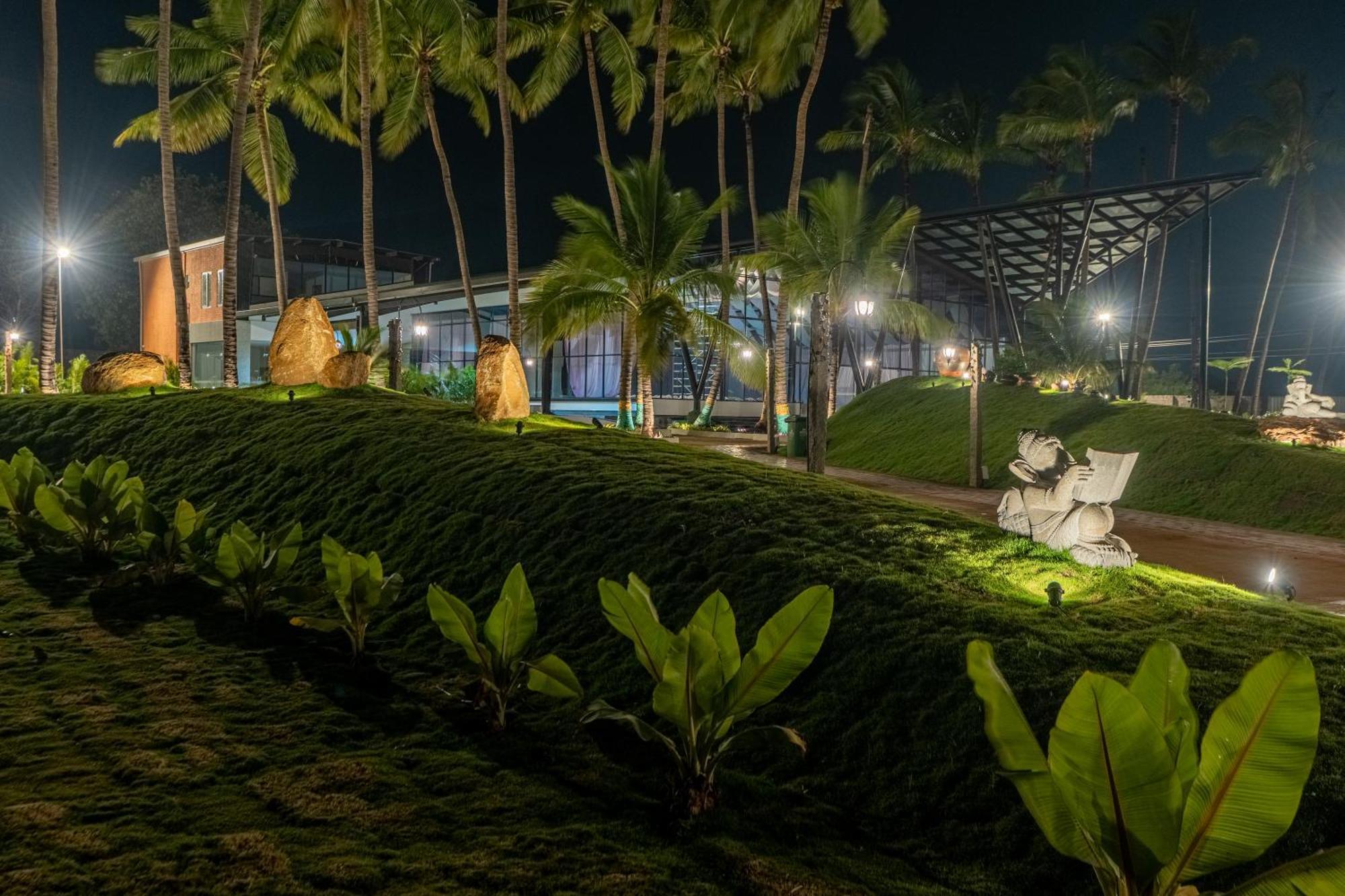 Serene Resort Hyderabad Shamshabad Eksteriør billede