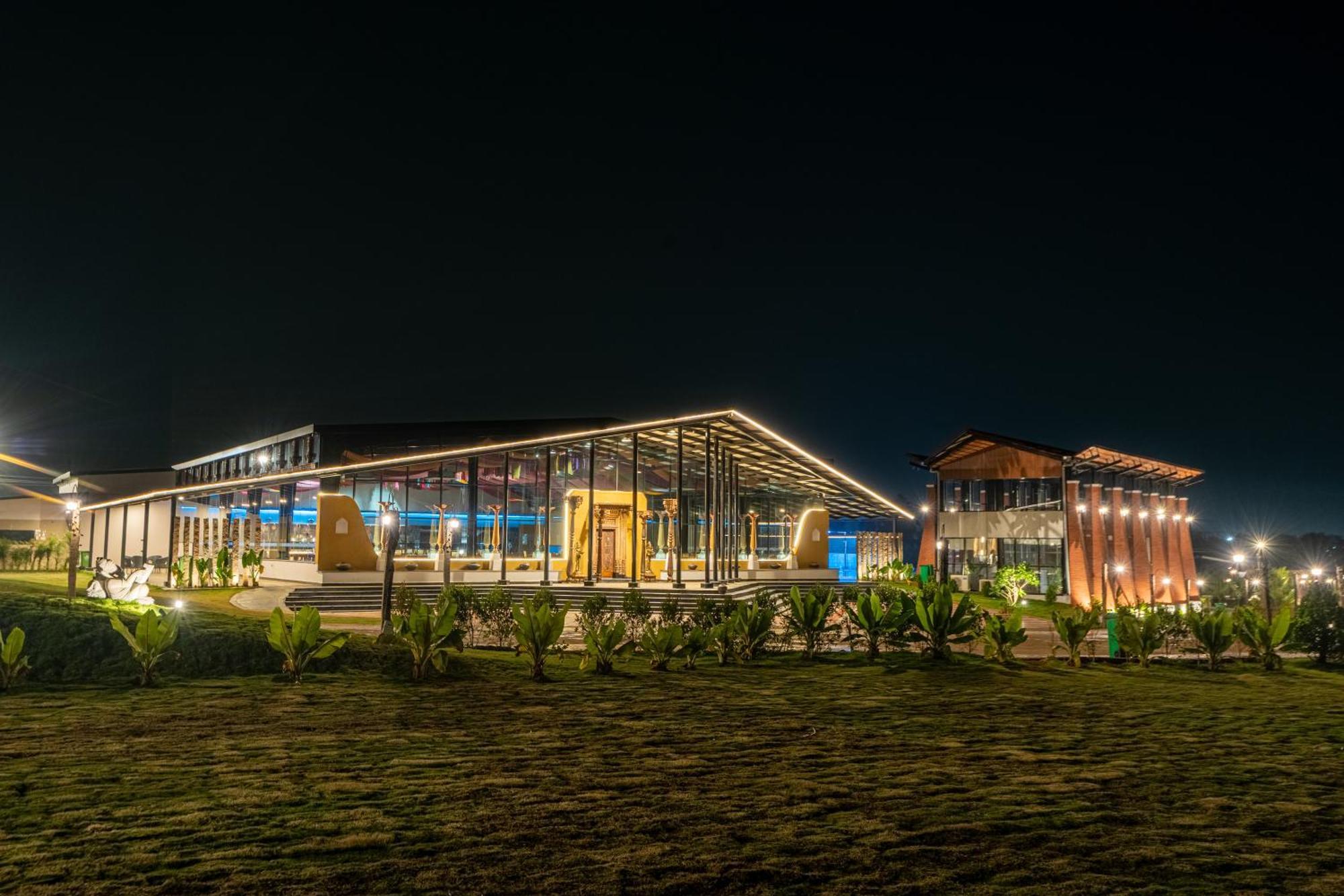 Serene Resort Hyderabad Shamshabad Eksteriør billede